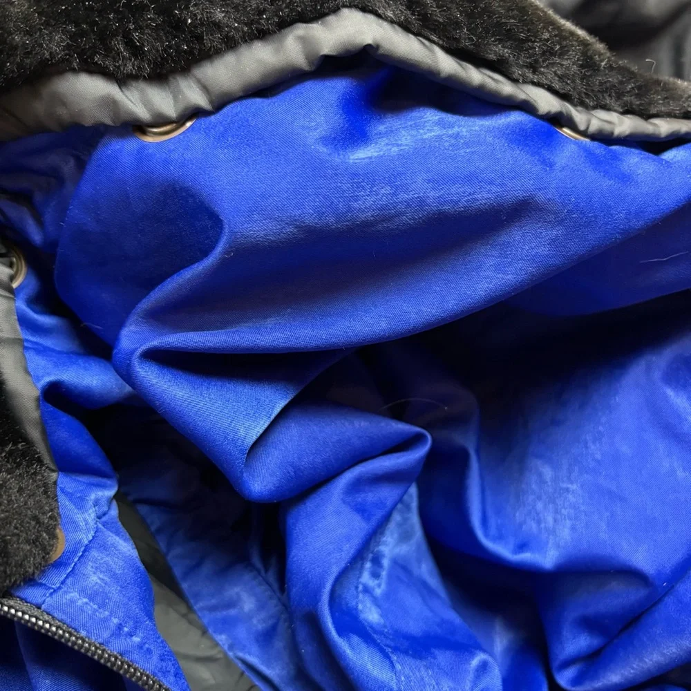 Vintage skea Paris Vail Royal Blue Ski Snow Jacket Faux Fur Hood 1990s Large USA